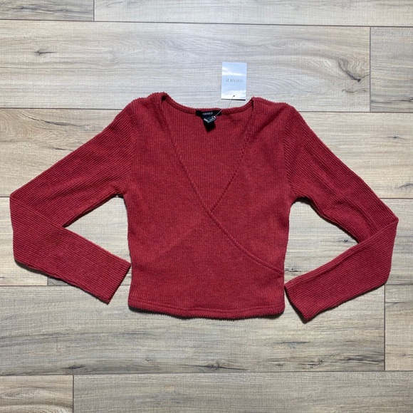 Forever 21 Tops - Forever 21 Womens Cropped Long‎ Sleeve Faux Wrap Top Size Large Red